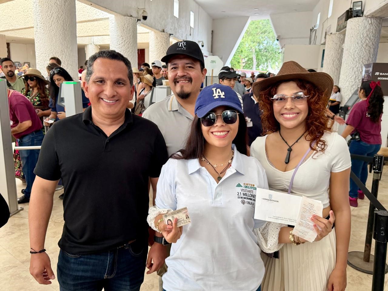 Una joven de Ciudad de México se convierte en la visitante 2.1 millones de Chichén Itzá