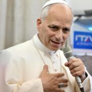 Papa León XIV perfila una agenda de diálogo global tras su visita a Líbano: “La paz es posible si las partes dejan las armas”