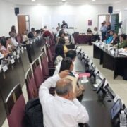 APROBACIÓN DEL PRESUPUESTO; BOTÍN DE DIPUTADOS.