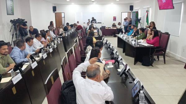 APROBACIÓN DEL PRESUPUESTO; BOTÍN DE DIPUTADOS.