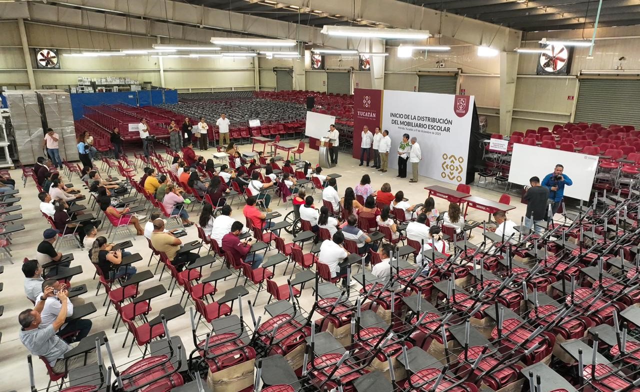 Yucatán transforma sus escuelas con nuevo mobiliario escolar