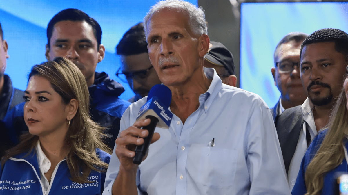 aspirante presidencial Nasry Asfura