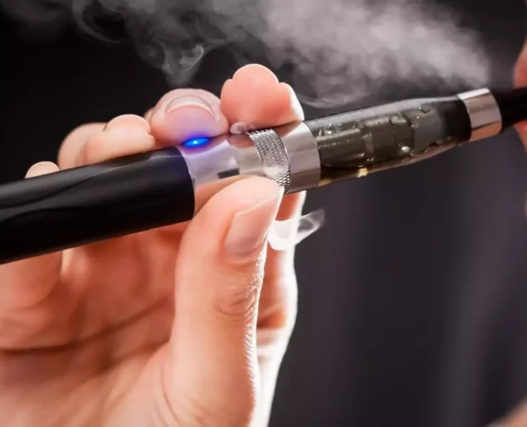 Reforma antivapeadores avanza en San Lázaro en medio de dudas técnicas y una agenda sanitaria más amplia