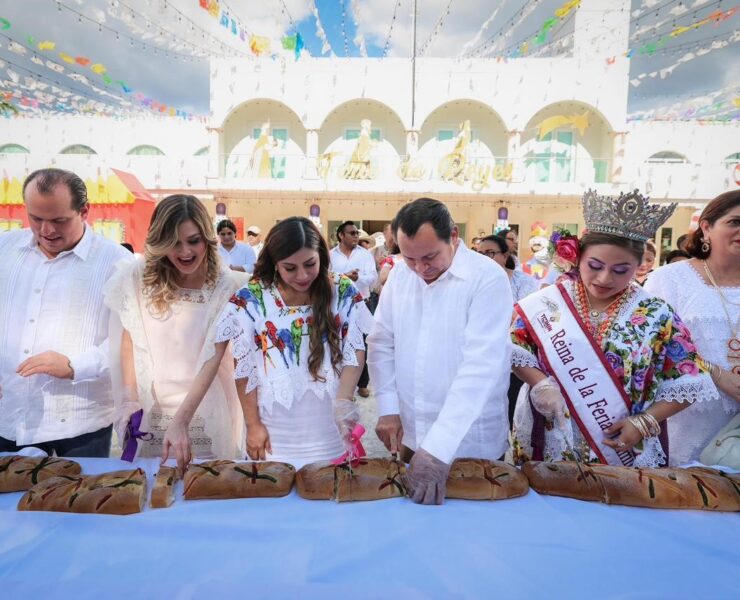 Acompaña el Gobernador Joaquín Díaz Mena a familias tizimileñas en la celebración de los Tres Reyes Magos
