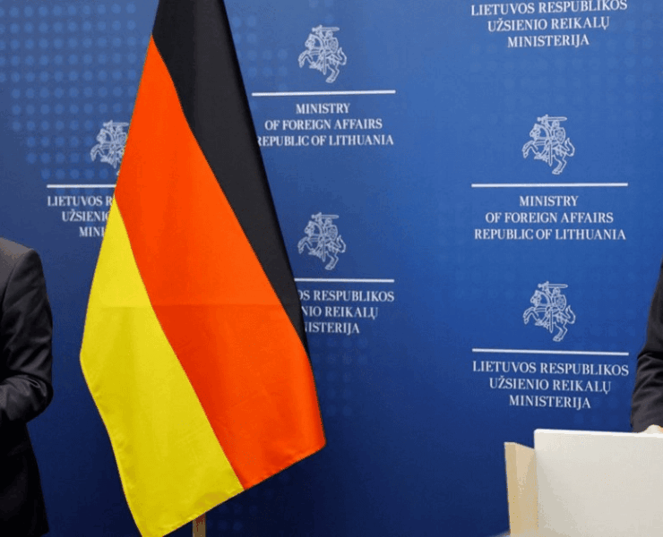 Alemania y Lituania respaldan a Dinamarca