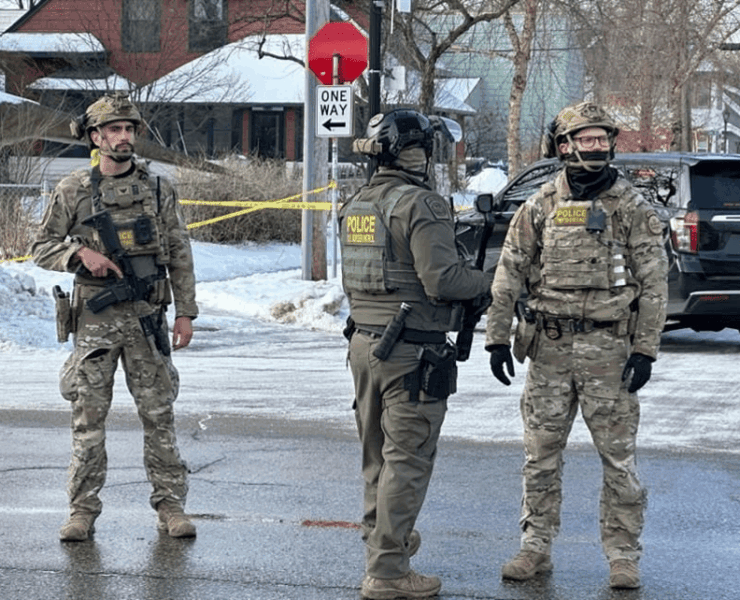 Algunos agentes migratorios se irán de Minneapolis