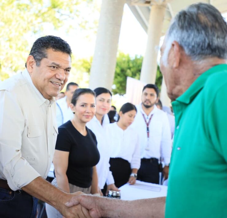 Anuncian 100 Créditos a la Palabra