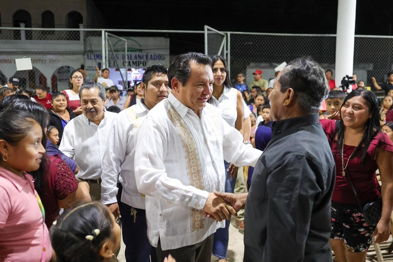 Anuncian acciones de vivienda para familias de Chikindzonot y comisarías