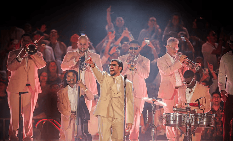 Bad Bunny rinde emotivo homenaje a Víctor Jara