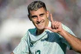 Germán Berterame aparece en el momento justo para definir el gol del triunfo, mostrando garra, oportunismo y compromiso con la camiseta de la Selección Mexicana.