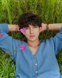 El influencer mexicano Caín Guzmán será uno de los grandes atractivos del Circo Carnaval Mérida 2026, generando expectativa entre jóvenes y familias.