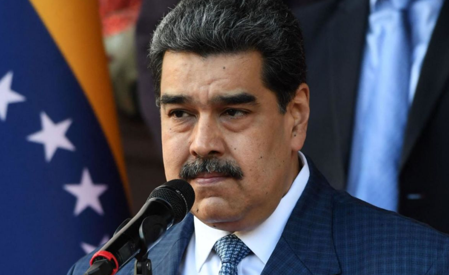 Trump publica la primera foto de Maduro abordo de un buque de EEUU