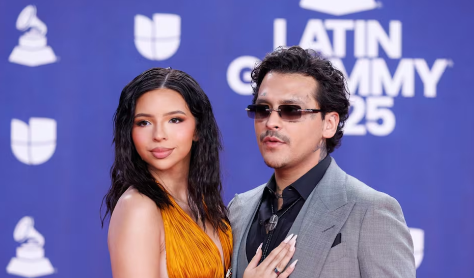 Ángela Aguilar le da una "cachetada" a Nodal mostrando quien tiene el control