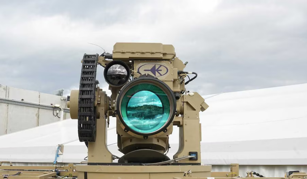 Israel presentó “Rayo de Hierro”, el primer escudo láser antiaéreo