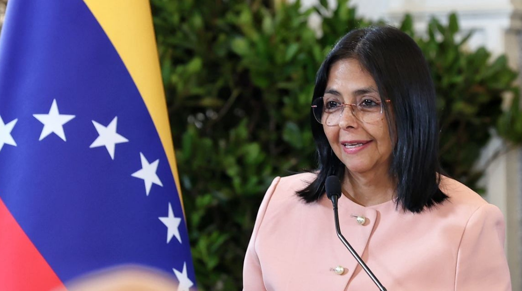 ¿Pláticas secretas entre EEUU y Delcy Rodríguez? Se cree hubo contacto antes del ataque