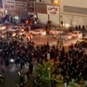 Irán quiere reprimir protestas y planea usar la fuerza para lograrlo