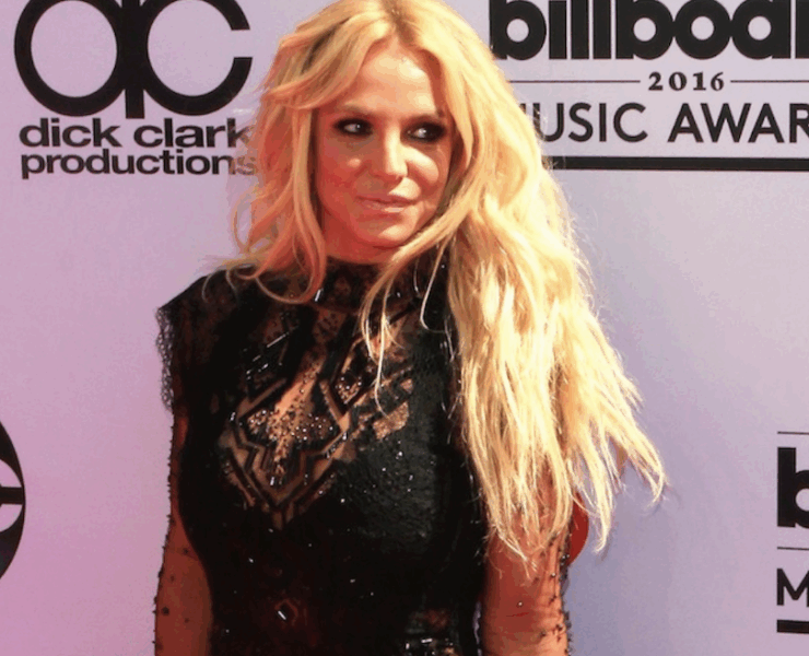 Britney Spears anuncia regreso a los escenarios pero evitará EEUU