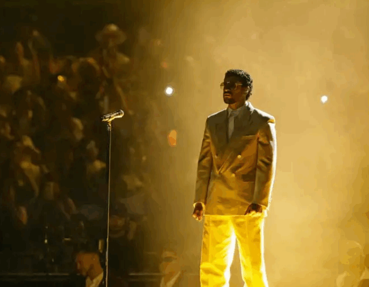 Bad Bunny se prepara para bailar salsa en pleno Super Bowl