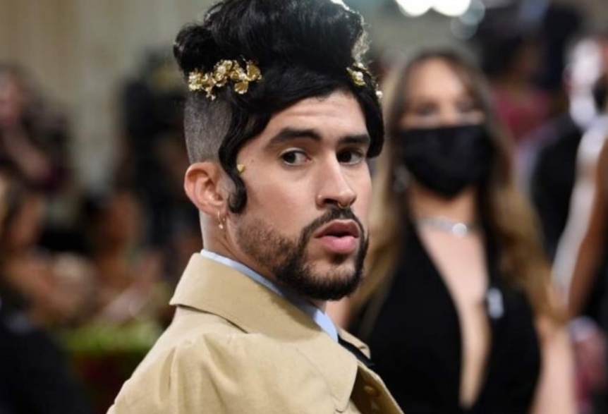 ¿Bad Bunny usará un vestido en el Super Bowl 2026?