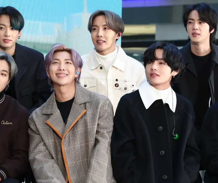 BTS logra venta récord en CDMX agotando todo en media hora