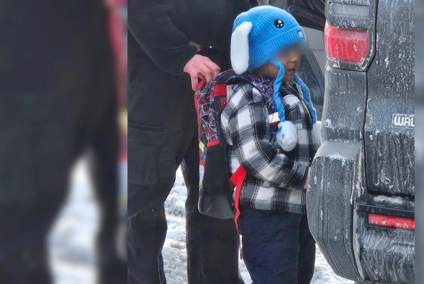 Protestan por niño de 5 años retenido por el ICE en Minnesota