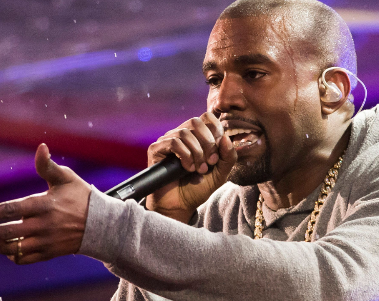 Kanye West pide disculpas formales por recientes comentarios
