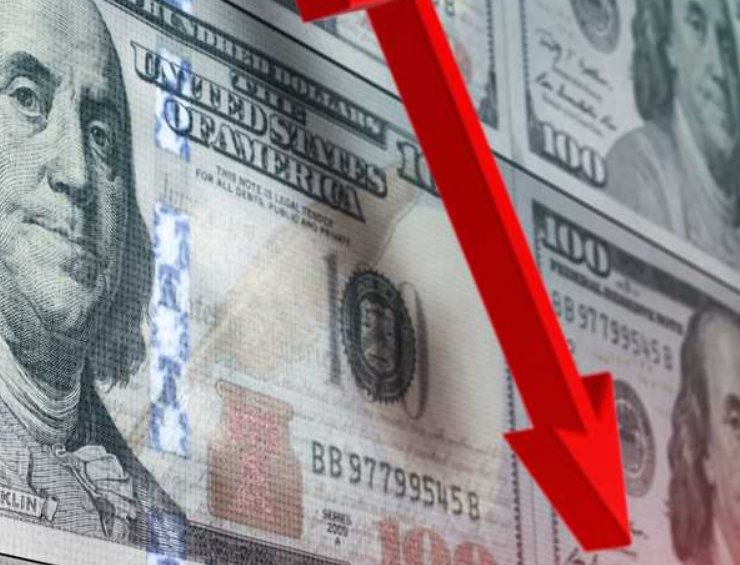 El dólar vive su peor día pero Trump dice que va de maravilla