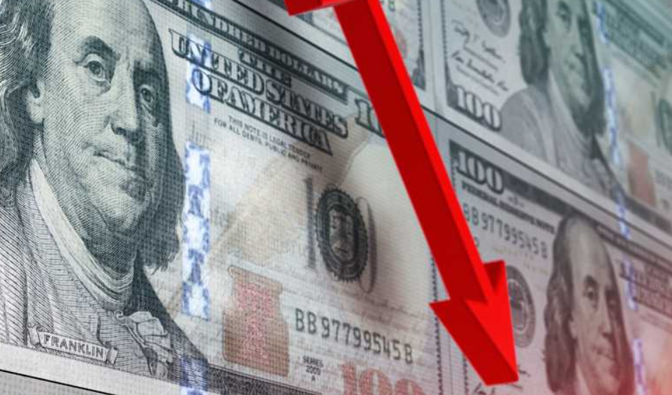 El dólar vive su peor día pero Trump dice que va de maravilla