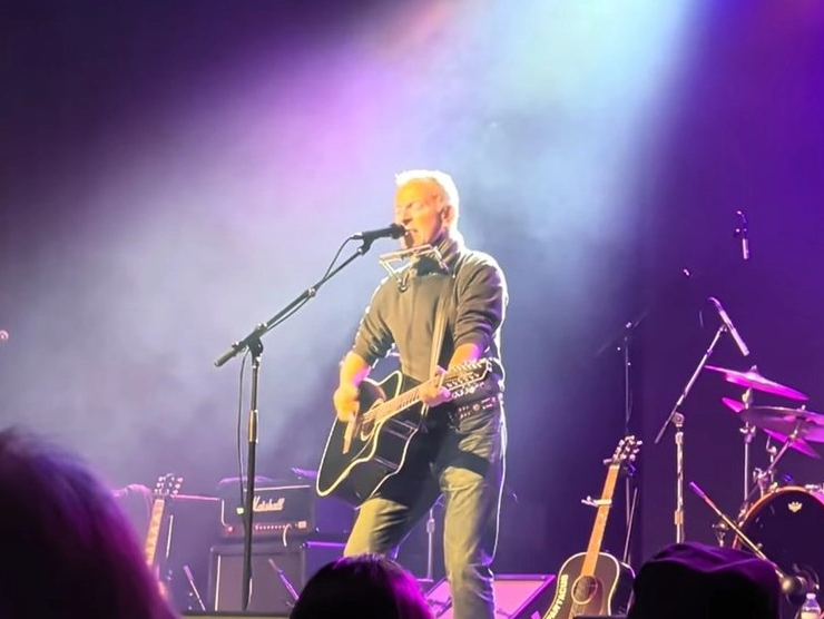 Bruce Springsteen interpreta canción contra el ICE