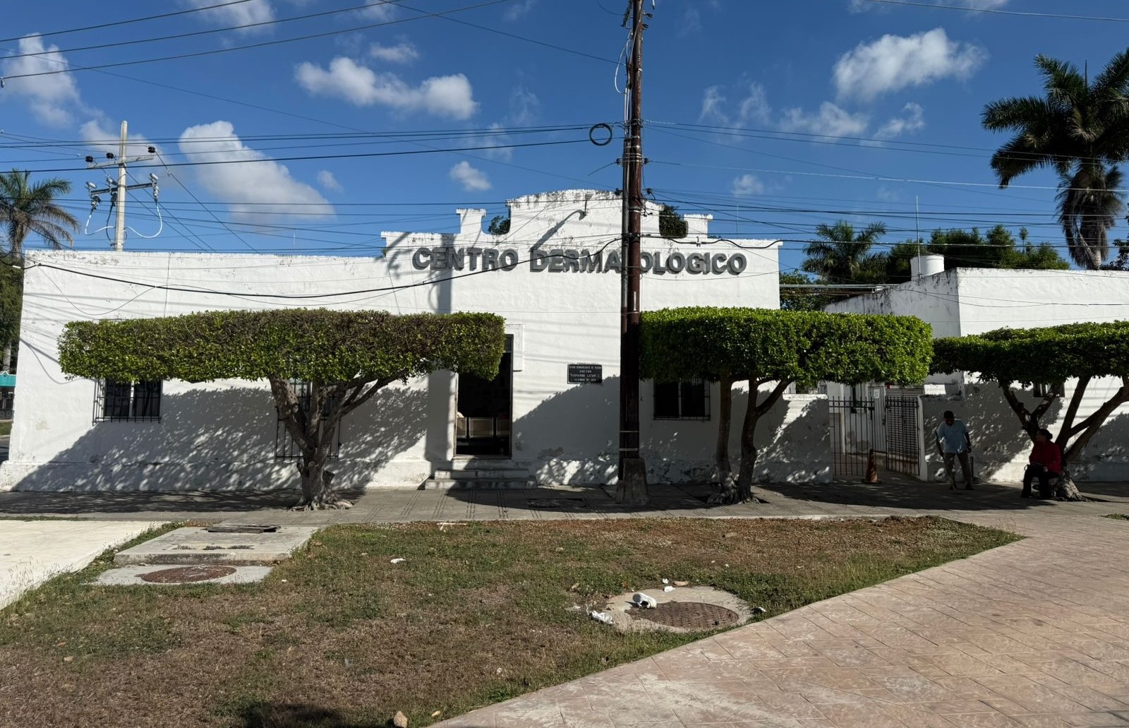 Centro Dermatológico de Yucatán celebra 77 años fortaleciendo dermatología especializada