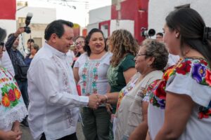 Conmemoran legado del Primer Congreso Feminista de Yucatán y de México