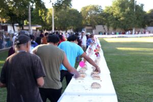 Personas privadas de la libertad elaboraron la rosca como parte de una jornada para fortalecer tradiciones y convivencia familiar.