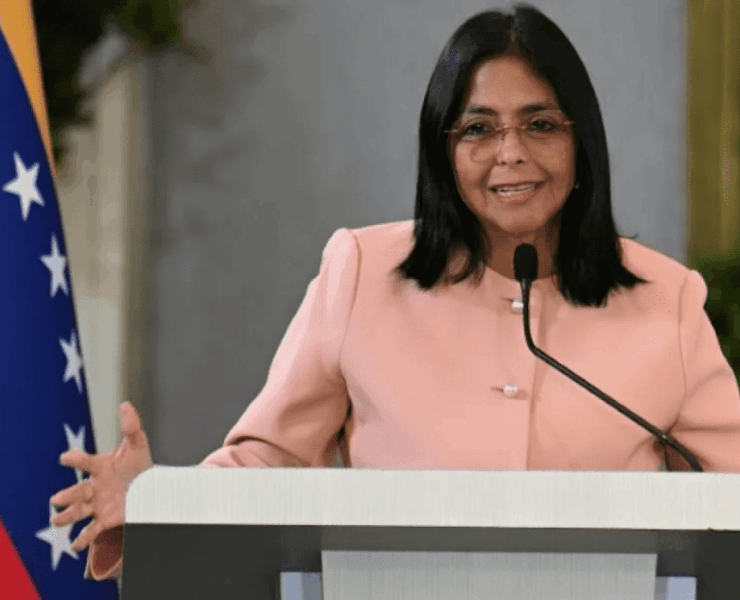 Delcy Rodríguez impulsa reforma petrolera