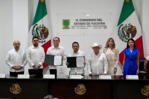 Se entregó al Congreso del Estado el documento que contiene el Primer Informe de Gobierno