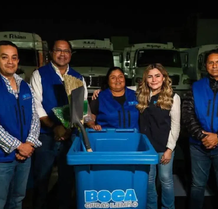 Entrega de uniformes a Limpia Pública en Boca del Río