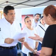 Gobernador Javier May encabeza primera audiencia pública