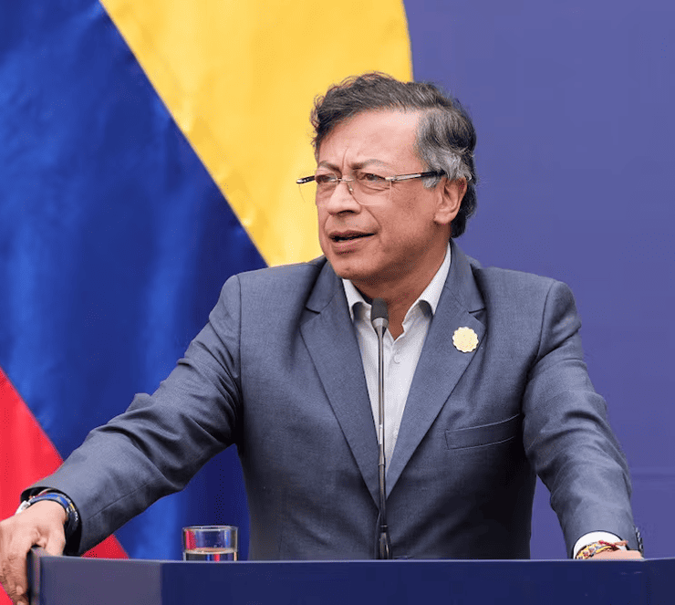 Gustavo Petro convoca a movilización nacional