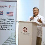Inauguran congreso de inglés técnico para IA, ciberseguridad y robótica en Yucatán