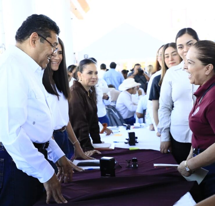 Javier May encabeza Jornada de Atención en Oxiacaque