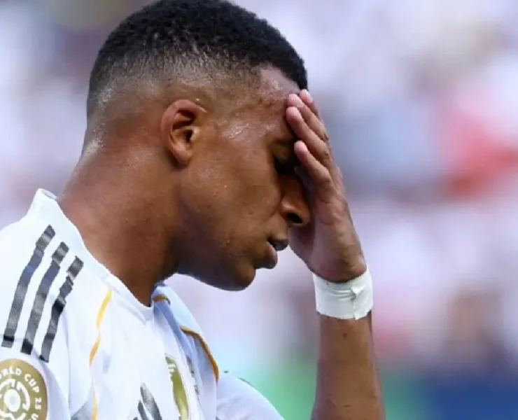 La Actitud antideportiva de Mbappé que encendió la final de la Súper Copa