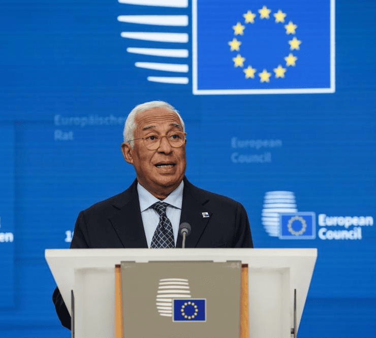 La UE convoca cumbre por amenaza de aranceles de Trump