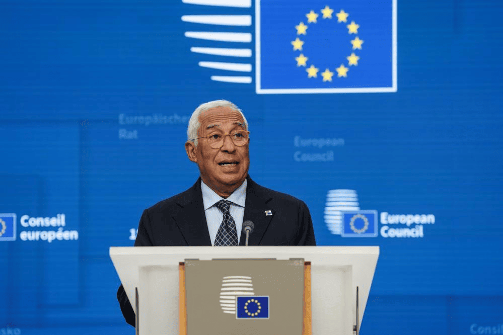 La UE convoca cumbre por amenaza de aranceles de Trump