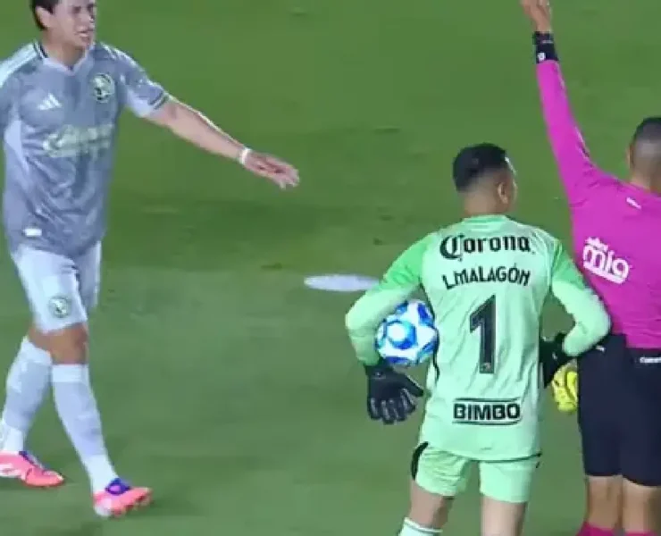 Le retiran la tarjeta roja a Ramón Juárez y desata polémica