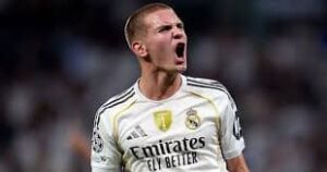 Franco Mastantuono marcó su primer gol con el Real Madrid, pero su esfuerzo no fue suficiente para evitar que el conjunto merengue fuera eliminado en octavos de la Copa del Rey.