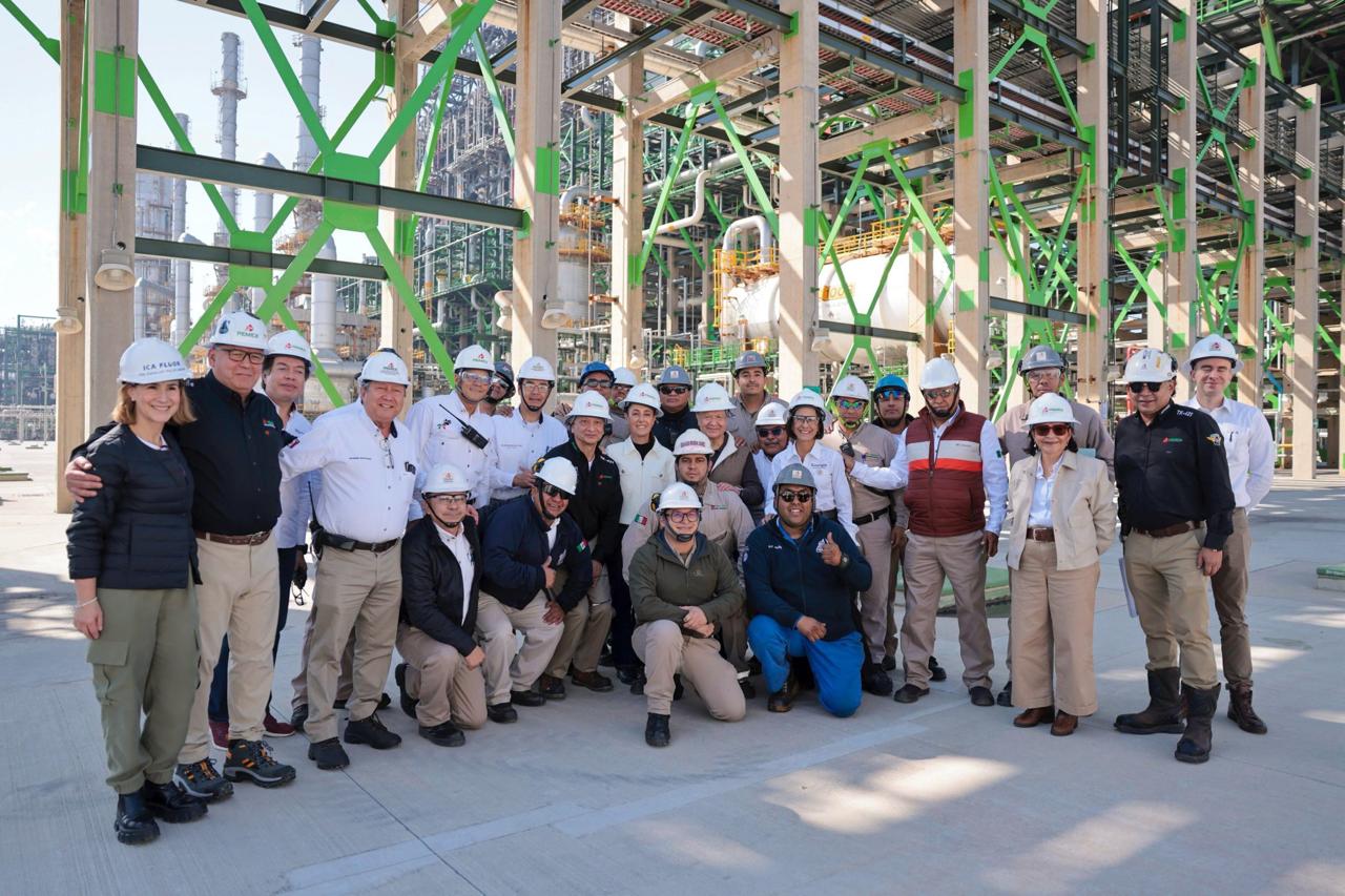 Modernización genera empleo y fortalece a Pemex