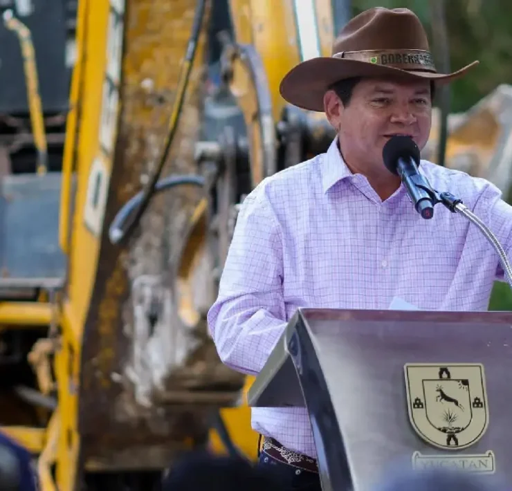 Rehabilitación de caminos productivos impulsa al campo