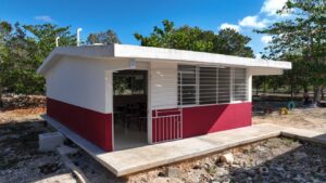 El Gobernador Joaquín Díaz Mena entregó un salón didáctico en el preescolar Chichén Itzá, en beneficio de más de 100 niñas y niños.