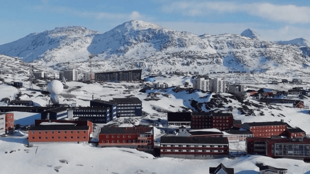 Subirán las tasas para defender la moneda