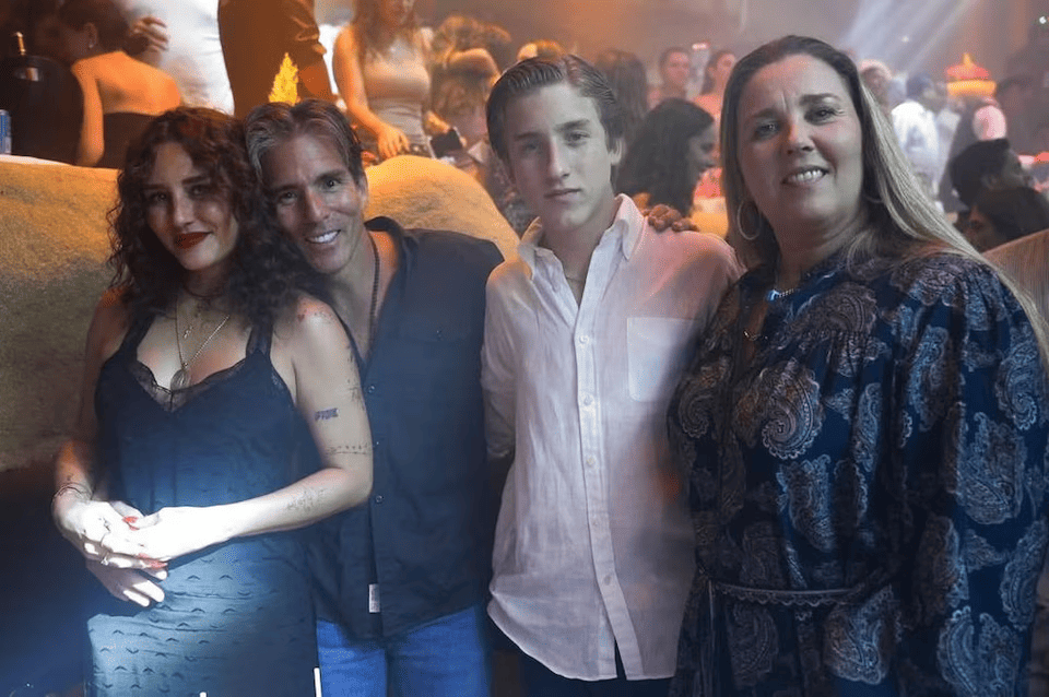 Una familia que se mantiene unida