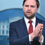 Vance defiende al agente de ICE tras muerte de mujer en Minneapolis